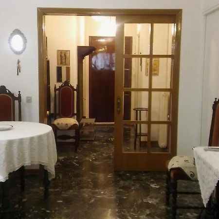 Chryssa - Χρυσα Apartment Patras Ngoại thất bức ảnh
