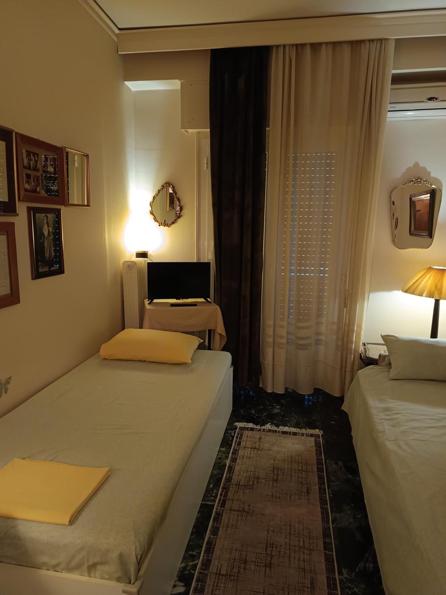 Chryssa - Χρυσα Apartment Patras Ngoại thất bức ảnh